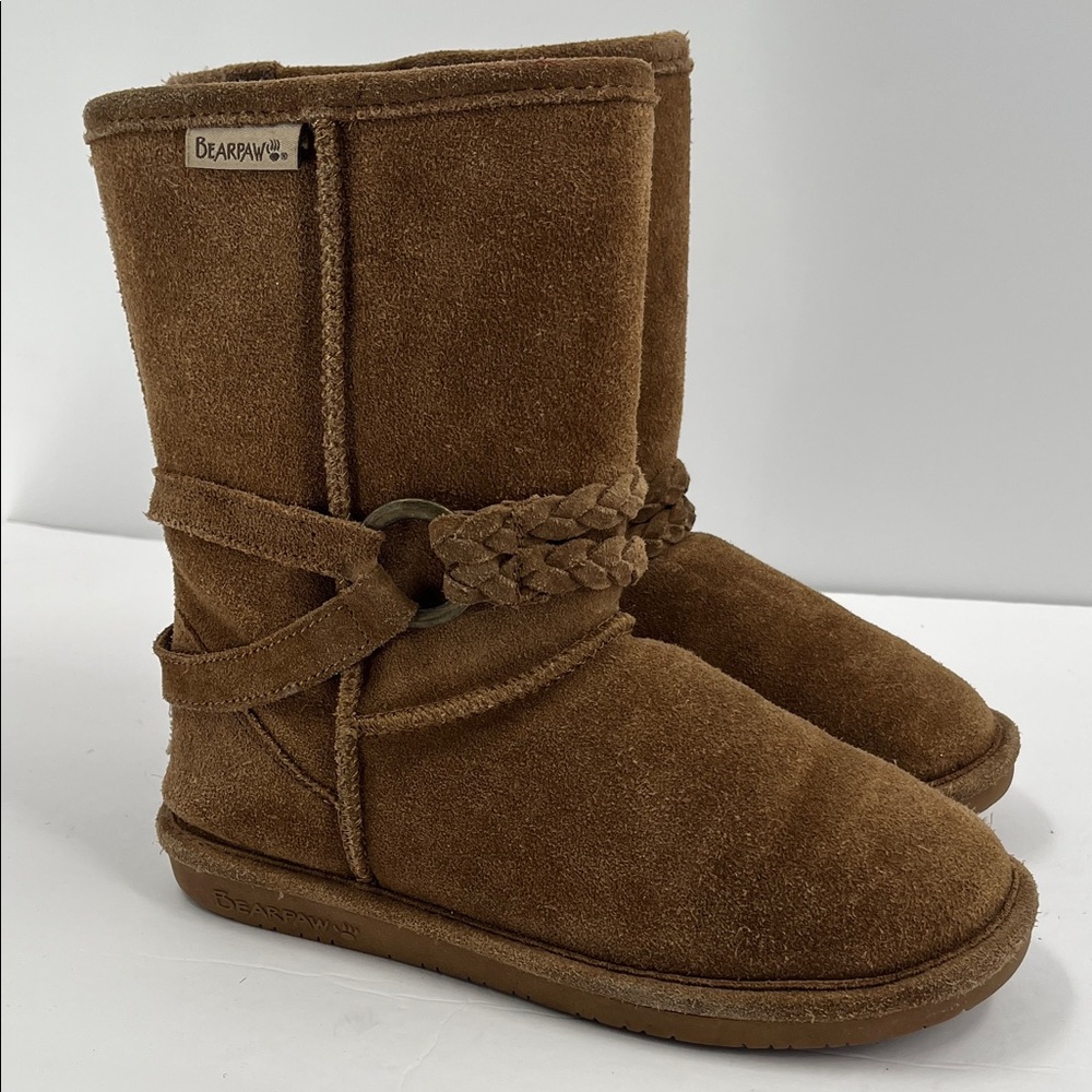 BearPaw Chestnut Brow Suede Boots Braided Strap Wool Lining Pull On Winter 7